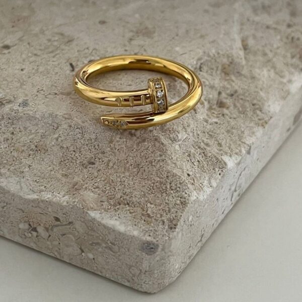 Bague ca/ier clou strass✨