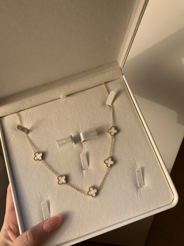 Collier Van cleef blanc ✨