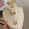 Parure dior perlé 4 piéces ✨