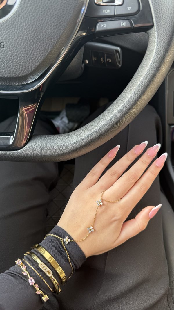 Chaine de main roberto ✨