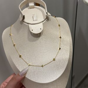 Collier LV✨