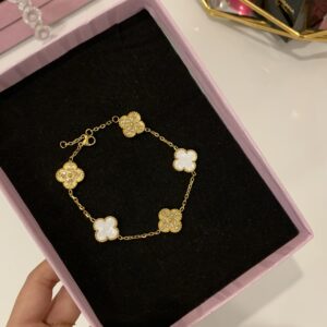 Gourmette Van cleef strass blanche doré ✨