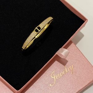 Bracelet Christian dior doré ✨
