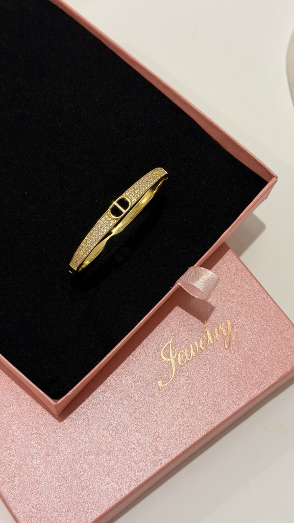 Bracelet Christian dior doré ✨