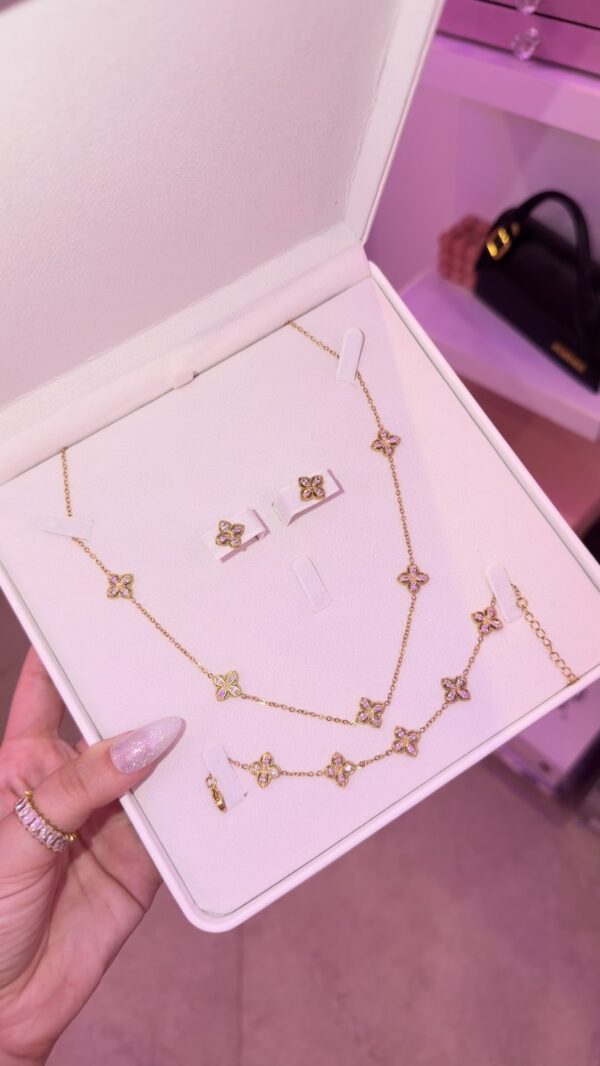 Parure roberto copie or 3p✨