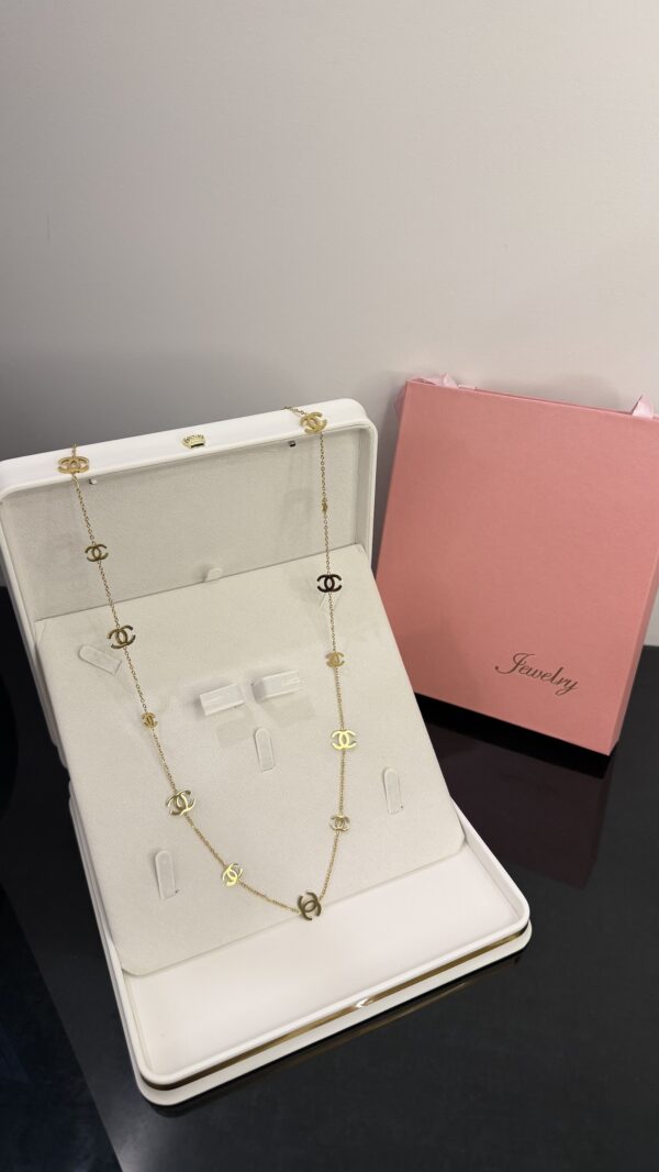 Collier sautoir chanel ✨