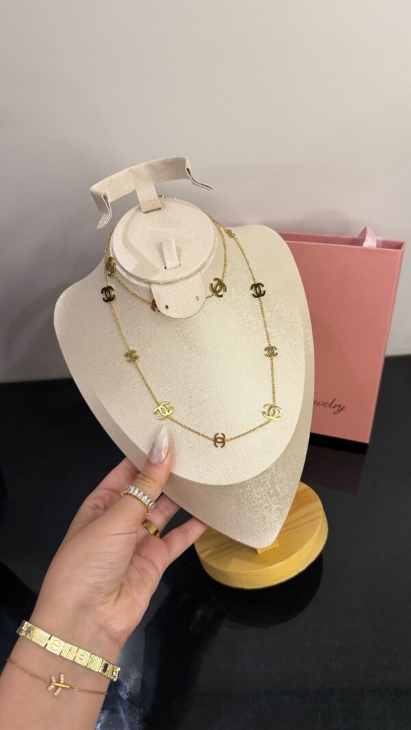 Collier sautoir chanel ✨