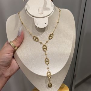 Collier Hermes Y motif 2✨