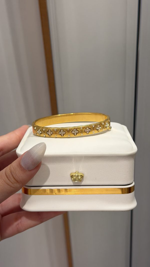Bracelet roberto new ✨